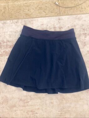 Lululemon Navy Skirt with Stretch Waistband
